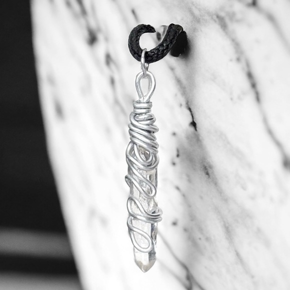 5 For $25💫Wrapped White Ice Quartz Pendant Necklace - Picture 4 of 7